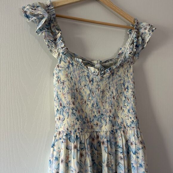 American Eagle Womens Floral Flutter Sleeve Smocked Midi Dress Blue Large NWT - Picture 2 of 7